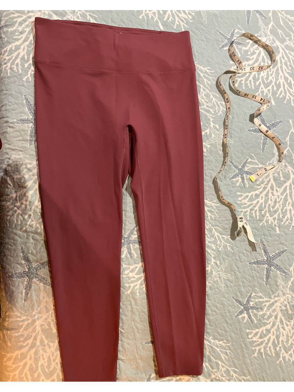 Calla woman size large straight leg leggings